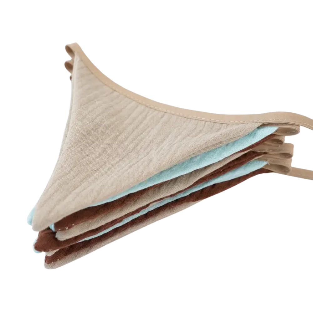 Guirlande fanions décoration chambre bébé - Marron, bleu ciel et beige