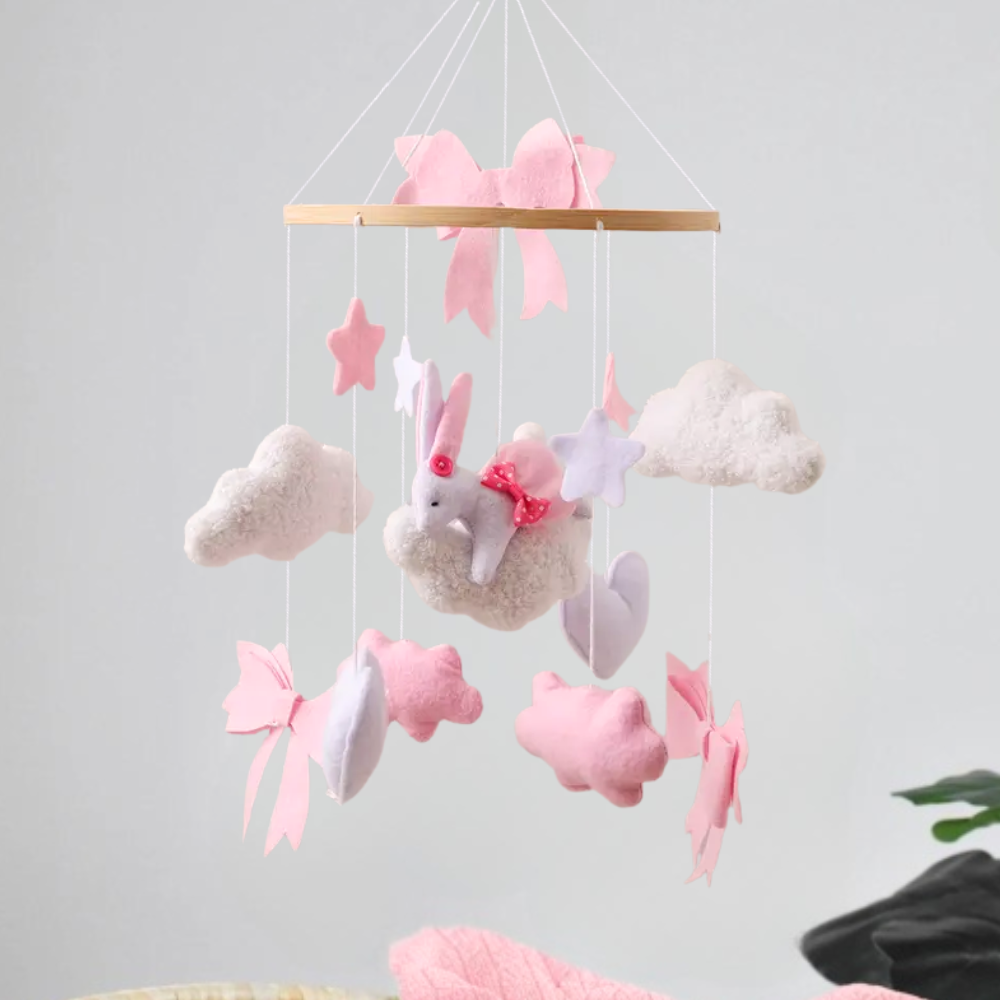 Mobile bébé d’éveil Noliboo - Lapin rose dans les Étoiles