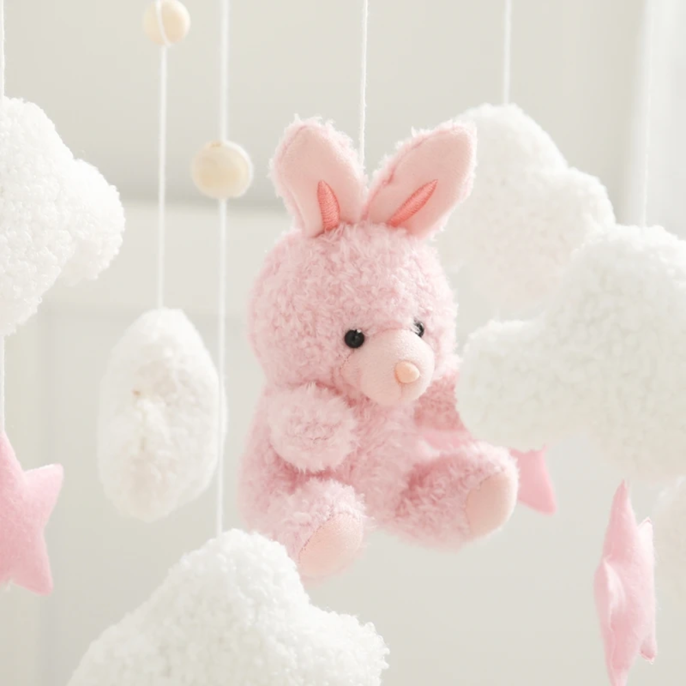 Mobile bébé d’éveil Noliboo – Rêve du Lapin Rose