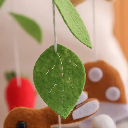 Mobile bébé d’éveil Noliboo - Lapins et le Jardin magique
