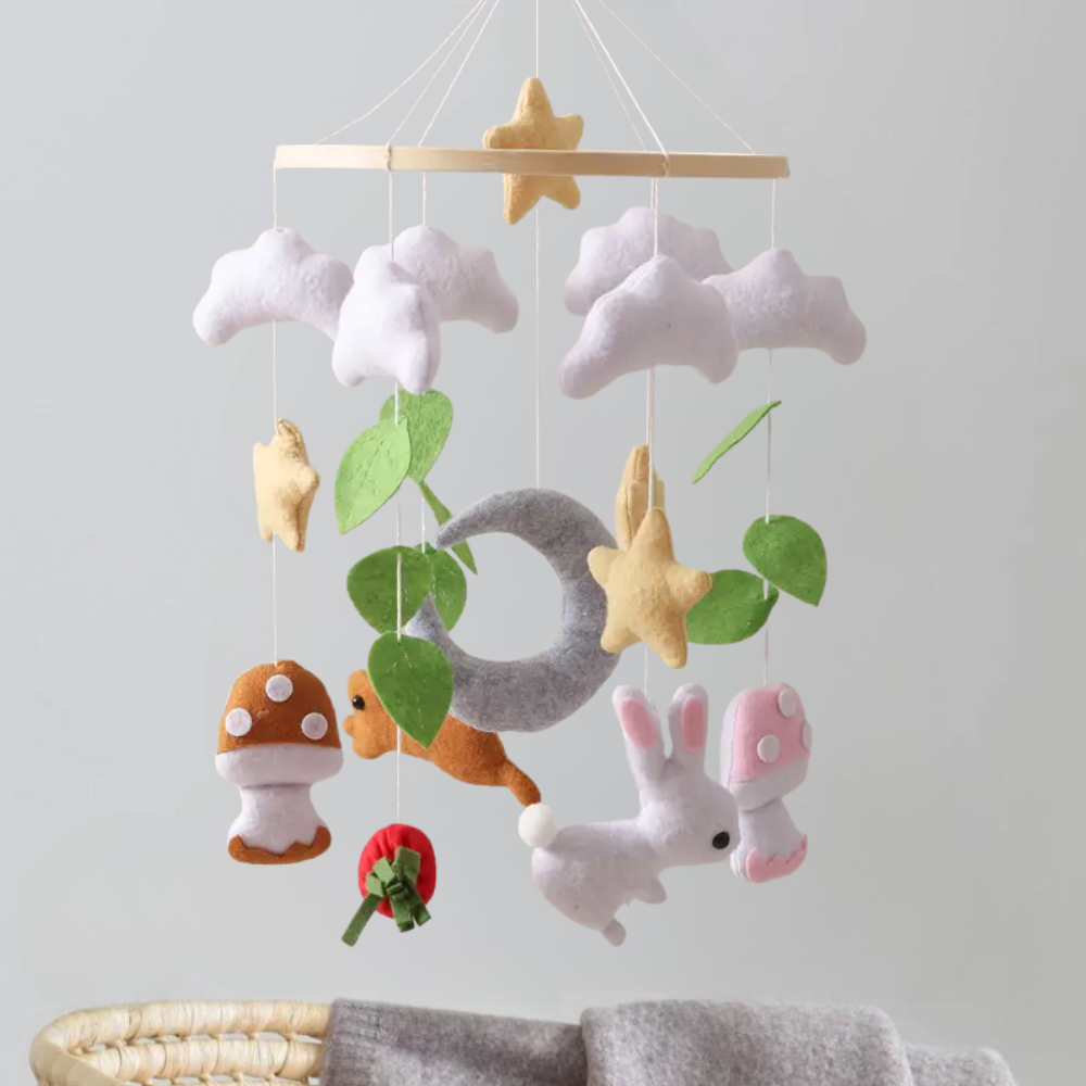 Mobile bébé d’éveil Noliboo - Lapins et le Jardin magique
