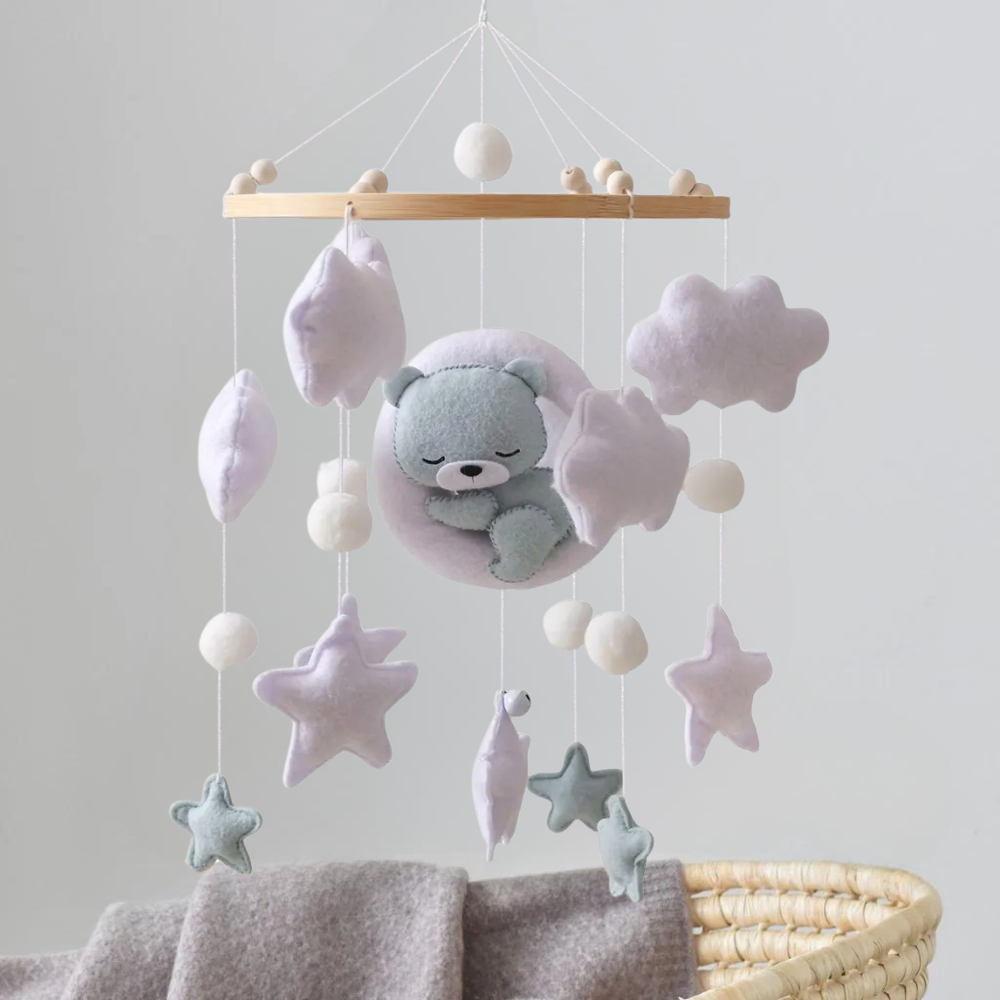 Mobile bébé d’éveil Noliboo – Ours bleu tendre au clair de Lune