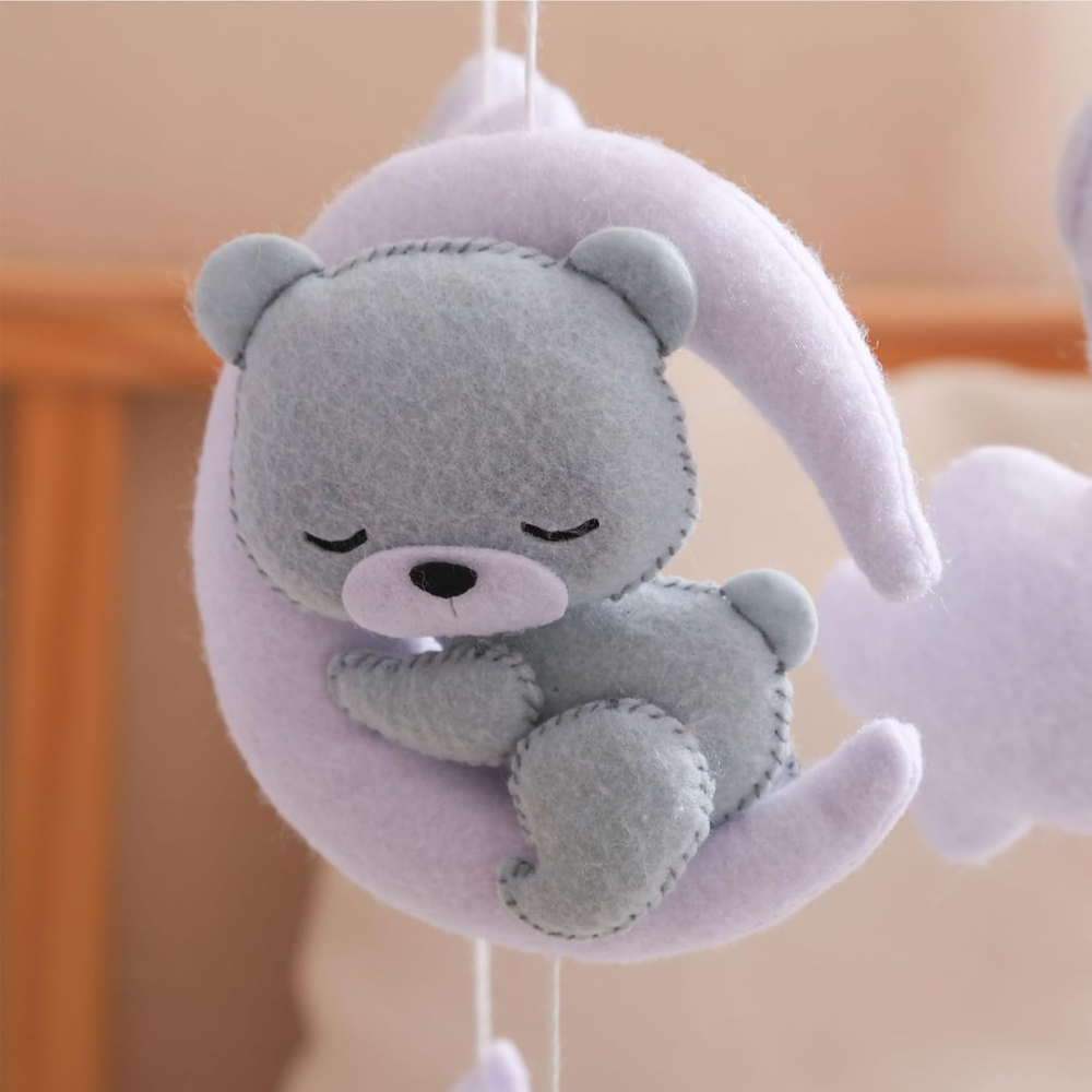 Mobile bébé d’éveil Noliboo – Ours bleu tendre au clair de Lune