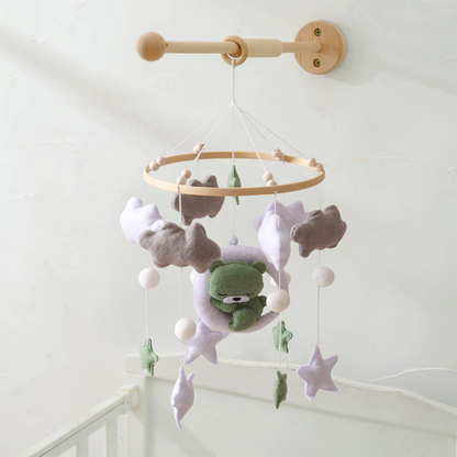 Mobile bébé d’éveil Noliboo – Ours vert tendre au clair de Lune